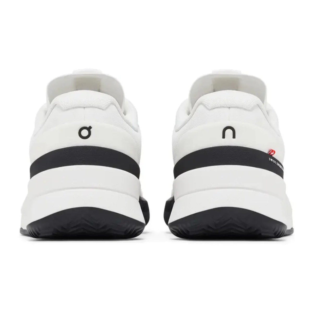 ON The Roger Pro 2 Clay 'White Black'
