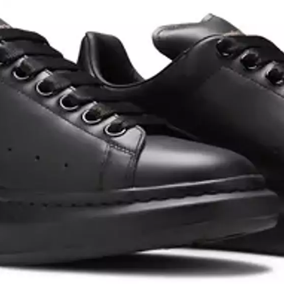 Alexander McQueen Oversized Sneaker 'All Black'