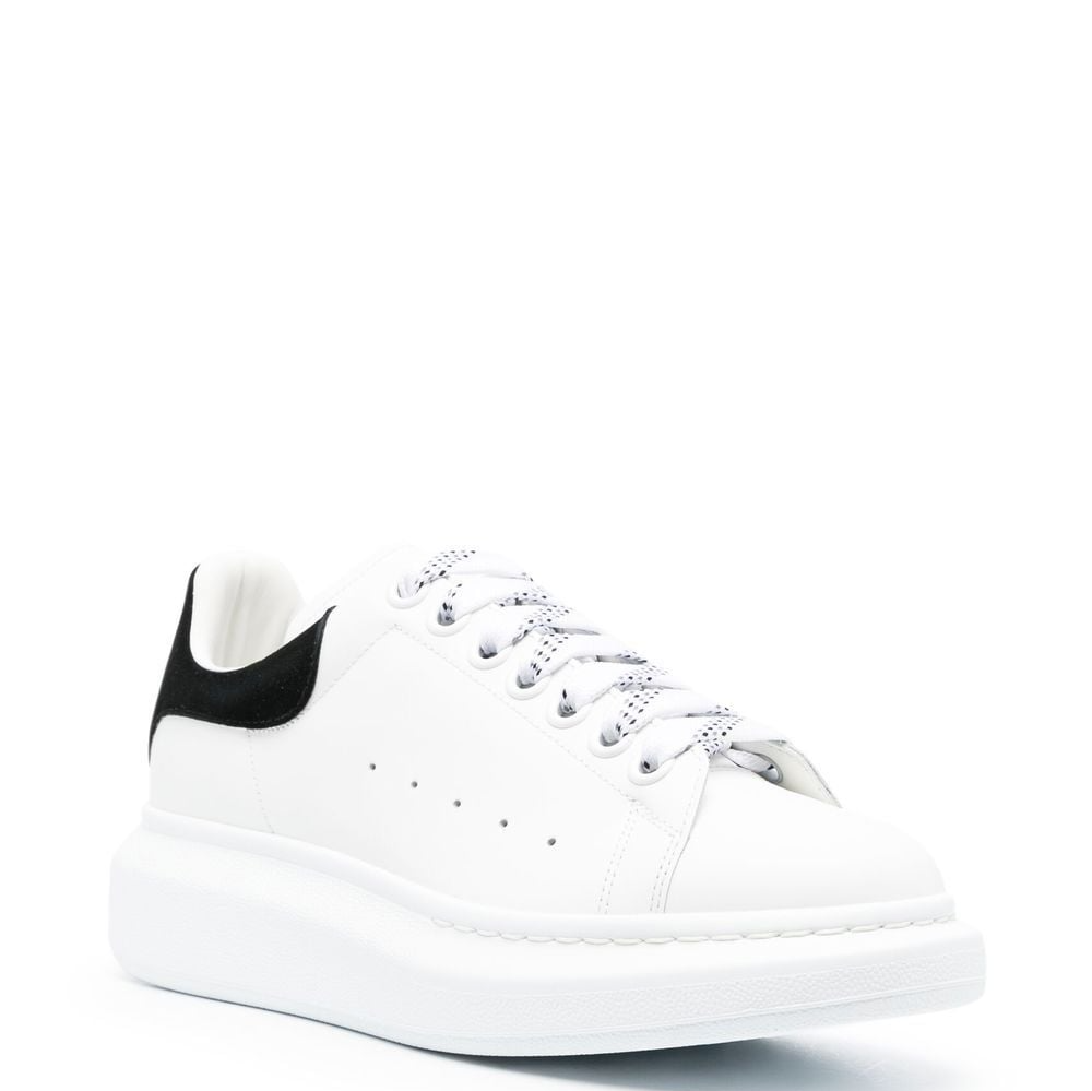 Alexander McQueen Wmns Oversized Sneaker 'White Black' 2019