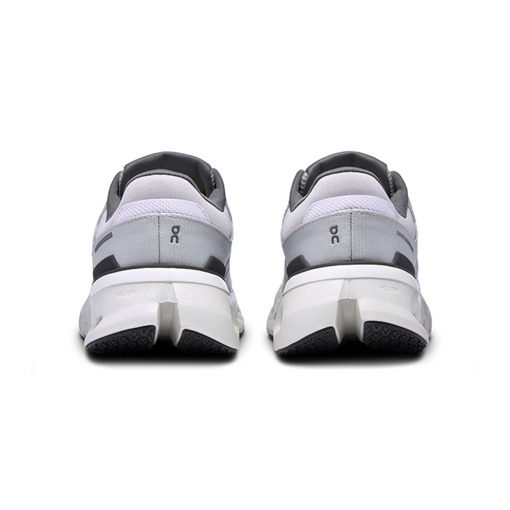 On CloudStratus 2 White Frost