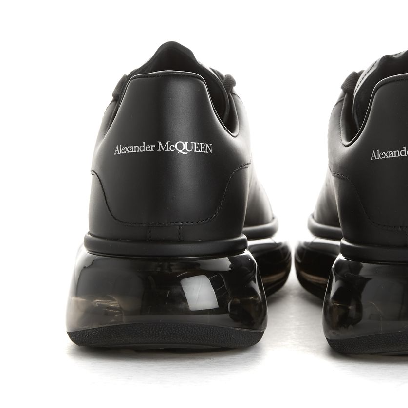 Alexander McQueen Oversized Sneaker 'Clear Sole - Black'